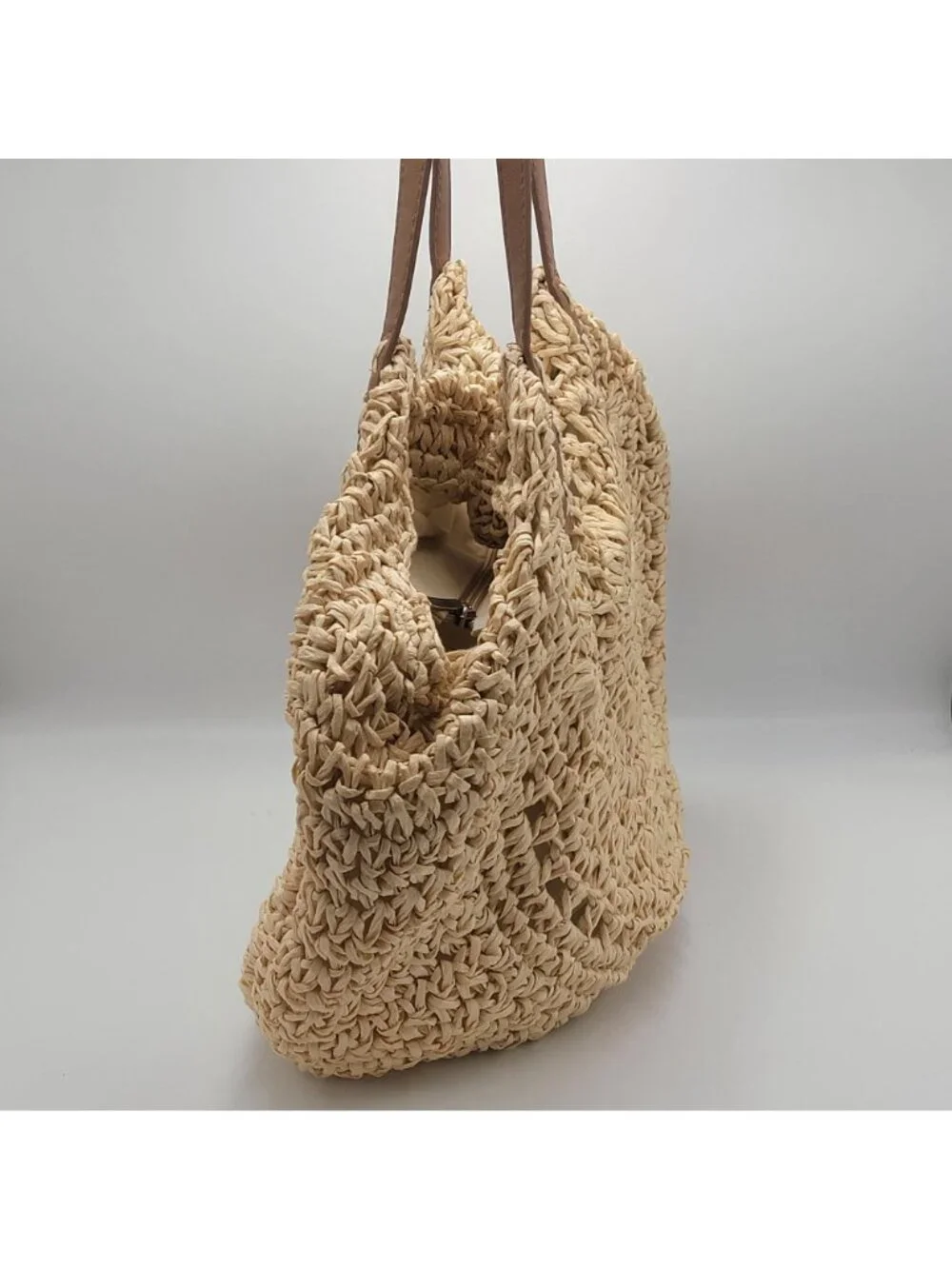Boho Woven Straw Tote Bag With Faux Leather Straps And Zippered - Picture 4 of 13